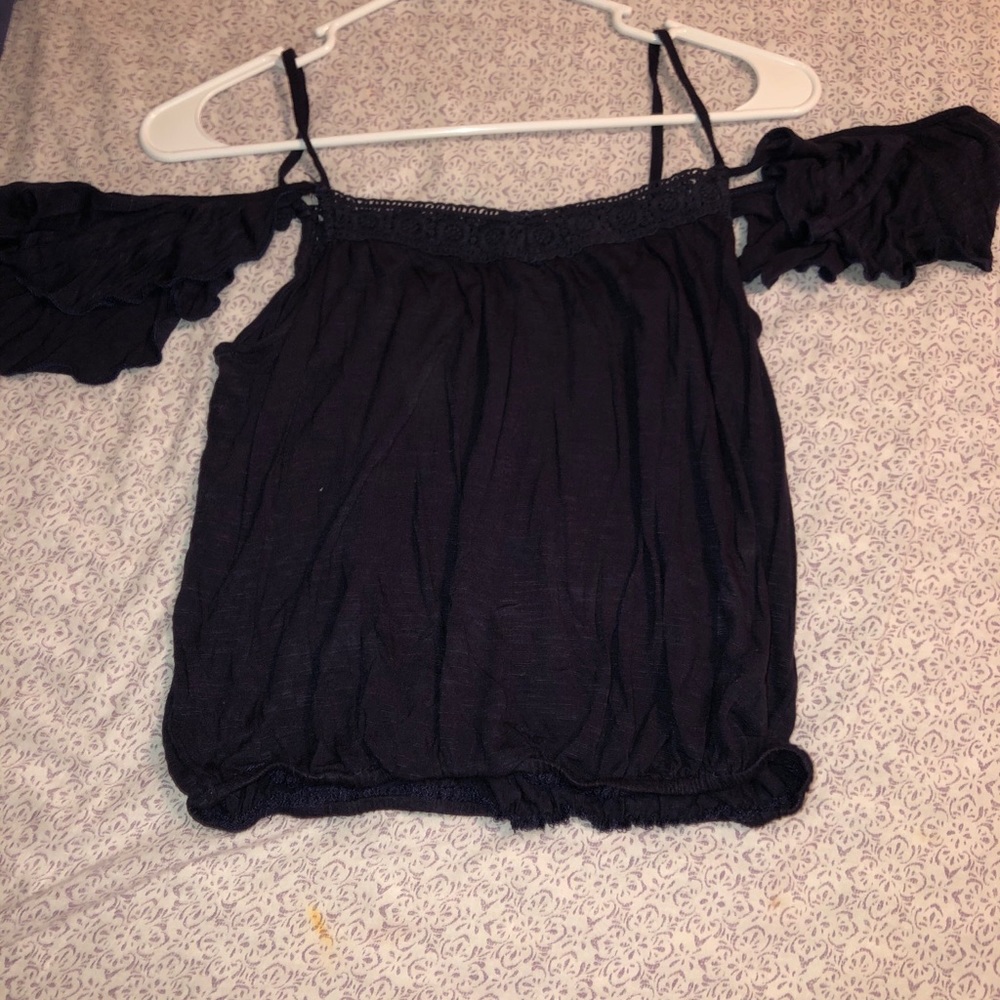 Aeropostale cold shoulder blouse